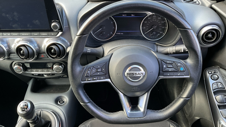 Nissan Juke 1.0 DiG-T 114 Tekna 5dr Petrol Hatchback